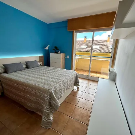 Portosin Con Piscina Al Lado De La Playa Linteiros